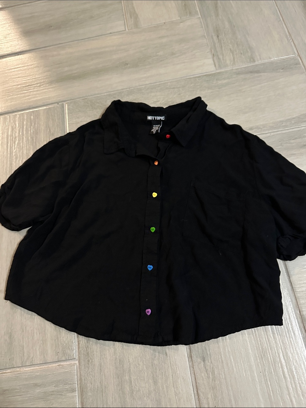 PRIDE Hot Topic Black Short Sleeve Button-Down Top with Rainbow Heart Buttons